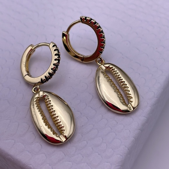 Earrings Gold Plated 18K Huggies Modern Fashion Woman’s Girl’s - Picture 8 of 12